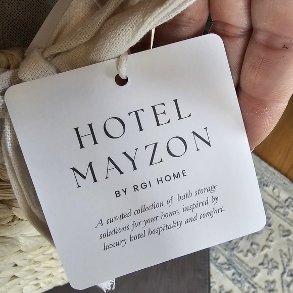 HOTEL ΜΑΥΖΟΝ BY RGI HOME Half Moon Wicker Laundry Hamper Basket with Lid Handles - Picture 6 of 16